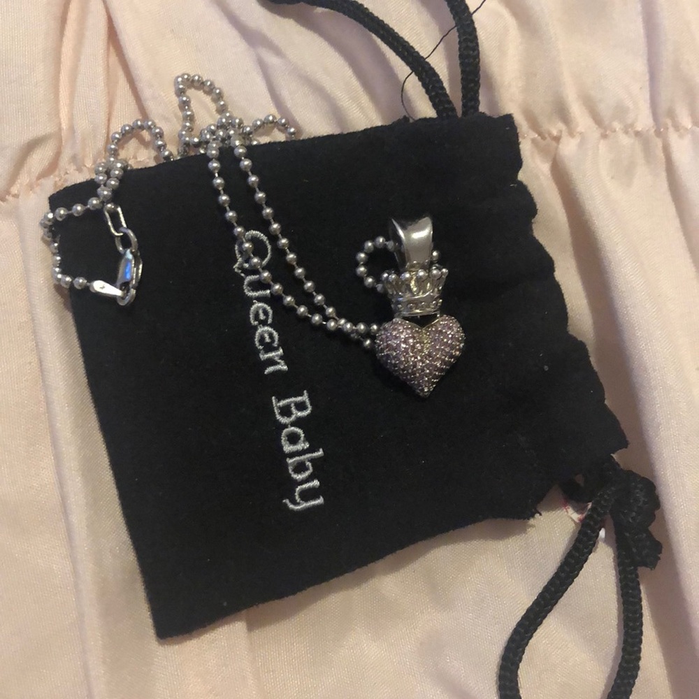 King baby- pink queen puffy heart necklace - Picture 3 of 4